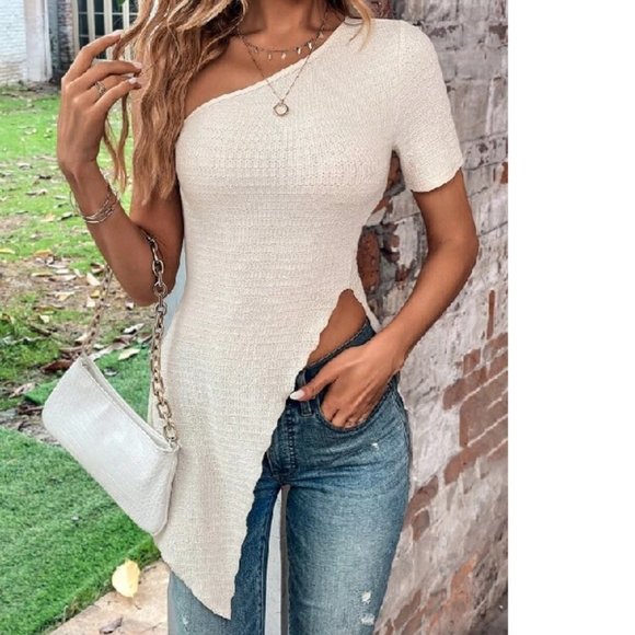 NWT One Shoulder Asymmetrical Hem Top - Picture 3 of 8